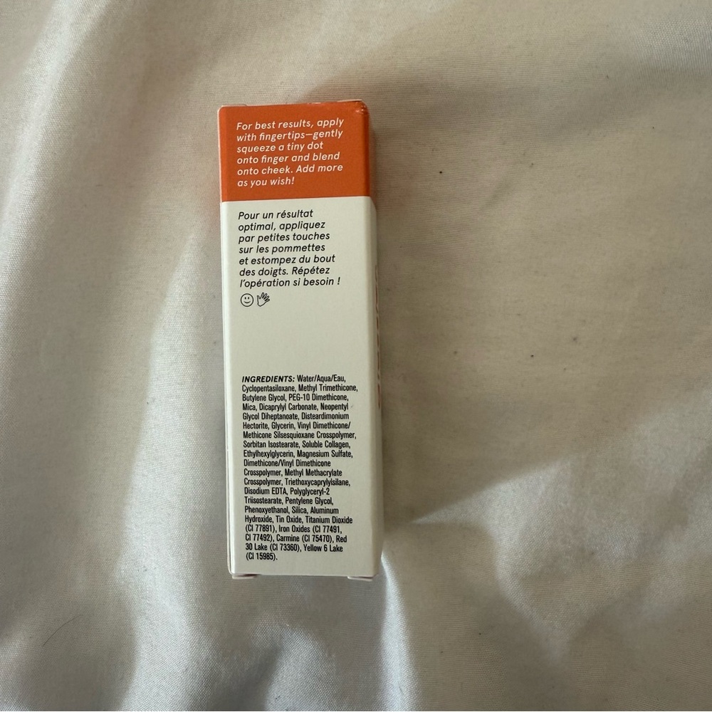 GLOSSIER CLOUDPAINT - Picture 6 of 6